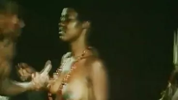 Châu âu Bà Bellucci wants Rim phim se java & Đi Chơi!