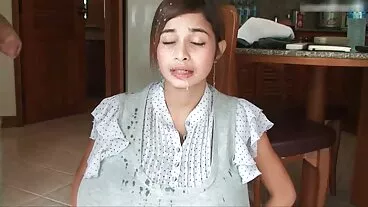 Tóc đỏ Ella nhu cầu các khởi động khởi sex ngon hd động